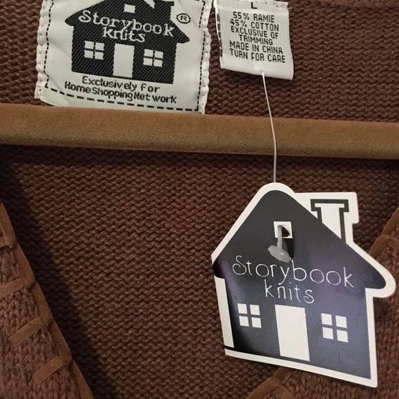 NWT Storybook Knits Large Sweater Floral Accents - Picture 4 of 5